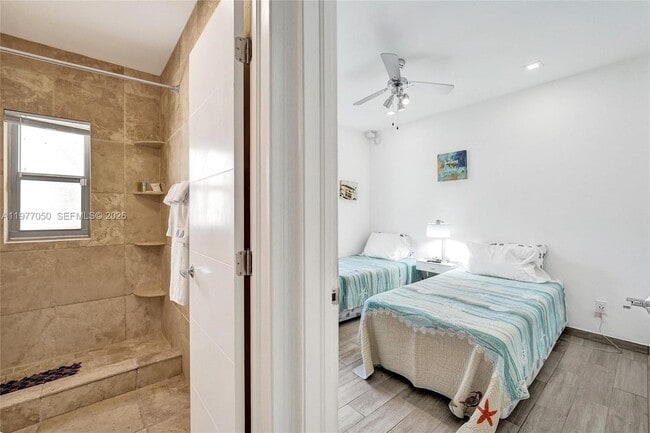 Building Photo - 3305 NE 16th Ct