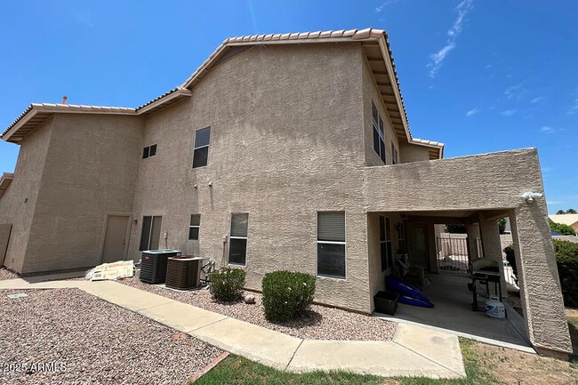 Building Photo - 7861 W Kerry Ln