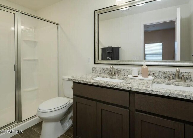 Building Photo - 1074 Hoppas St