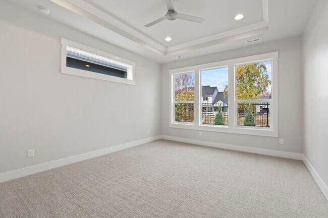 Building Photo - 10692 W Bell Fountain Dr