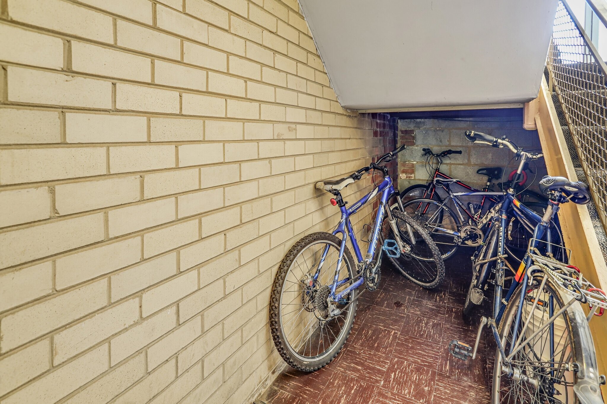 Building Photo - 4465 MacArthur Blvd NW