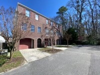 Building Photo - 301 Station Trl