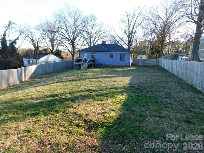 Building Photo - Coming Soon: T.R. Lawing Realty Property