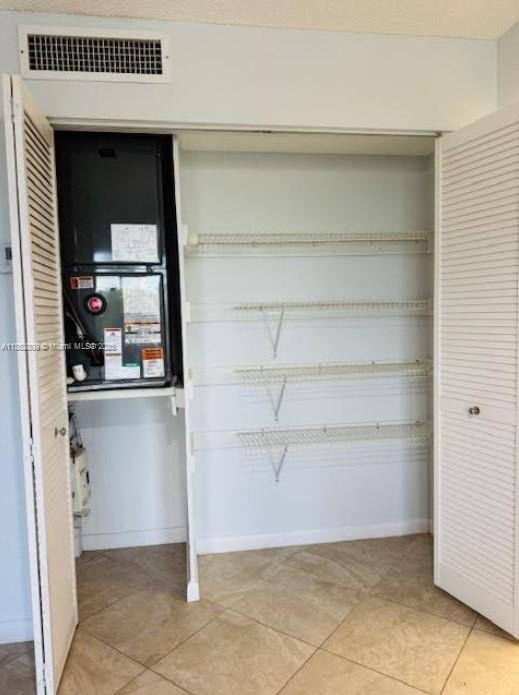 Building Photo - 2425 NE 135th St