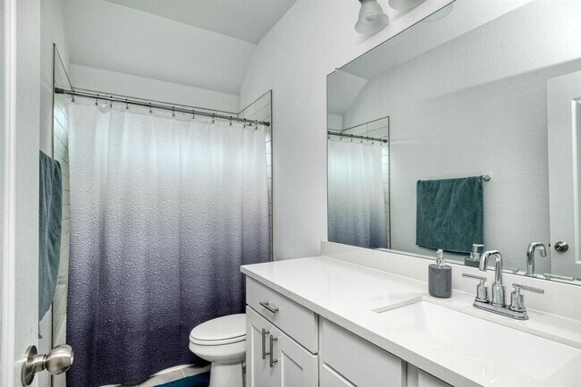 Building Photo - 2309 Wooded Run Trl
