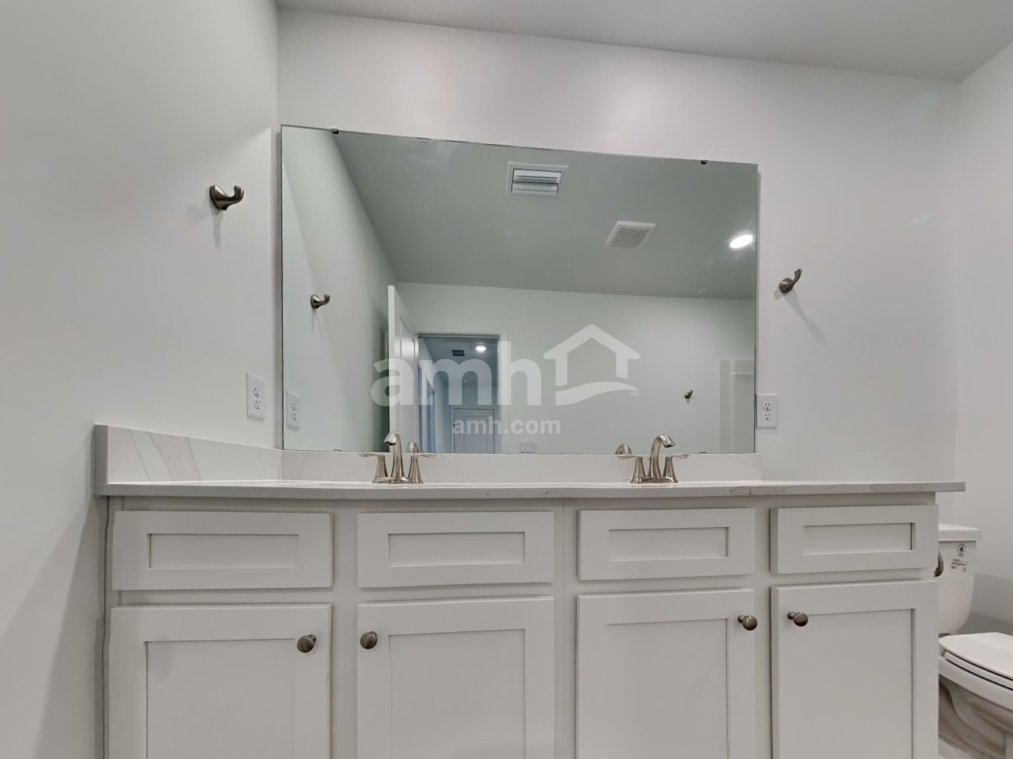 Building Photo - 106 Slice Dr