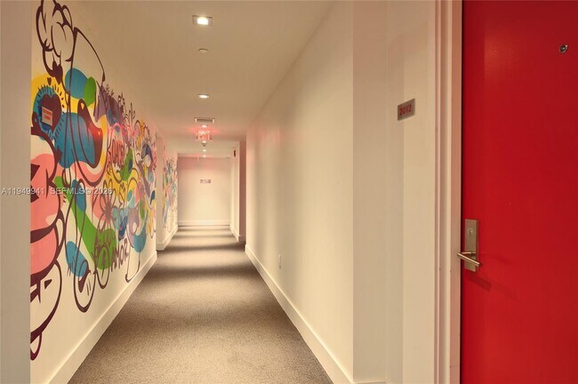 Building Photo - 1600 NE 1st Ave