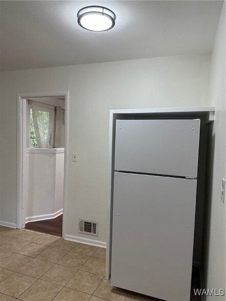 Building Photo - 210 1st Ave