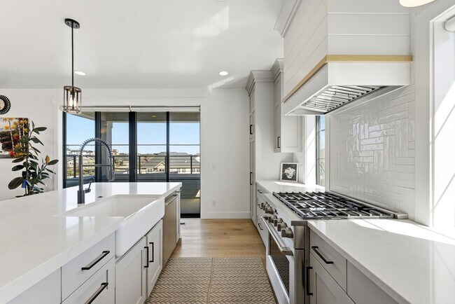 Building Photo - 11716 Meeks Ct