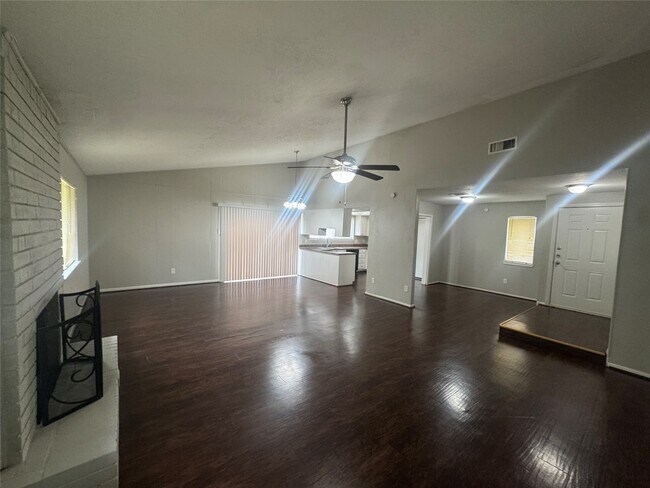 Building Photo - 23139 Lestergate Dr