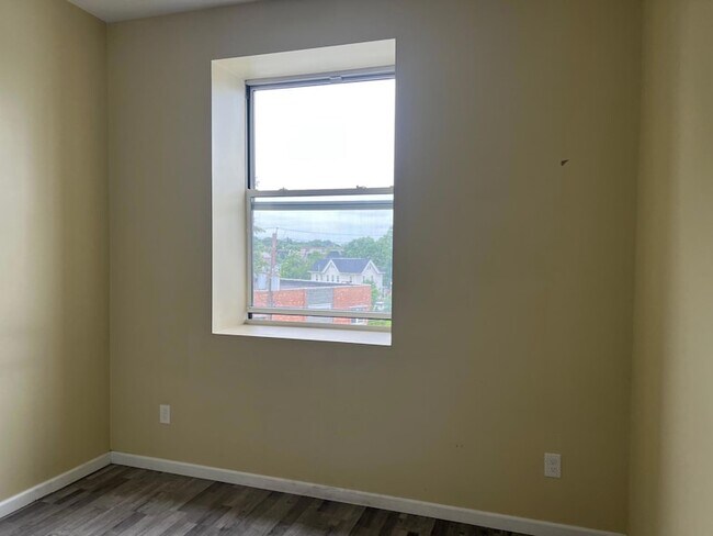 Building Photo - 59-61 North Street Unit 3D