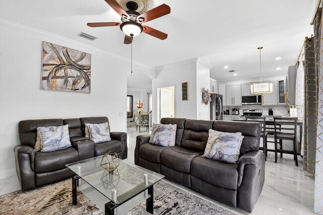 Building Photo - 5029 Starblaze Dr