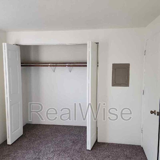 Building Photo - 104 Mercy Hills Dr