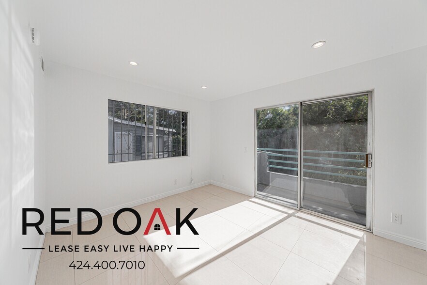 Building Photo - 3540 Fletcher Dr