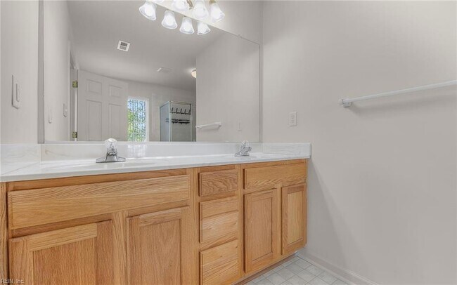 Building Photo - 310 Canaan Cir