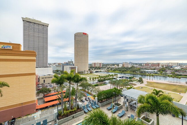 Building Photo - 777 N Ashley Dr