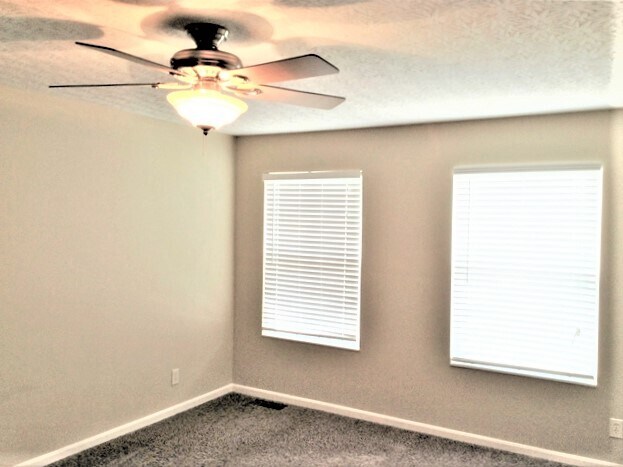 Building Photo - 3177 Bridlerun Drive