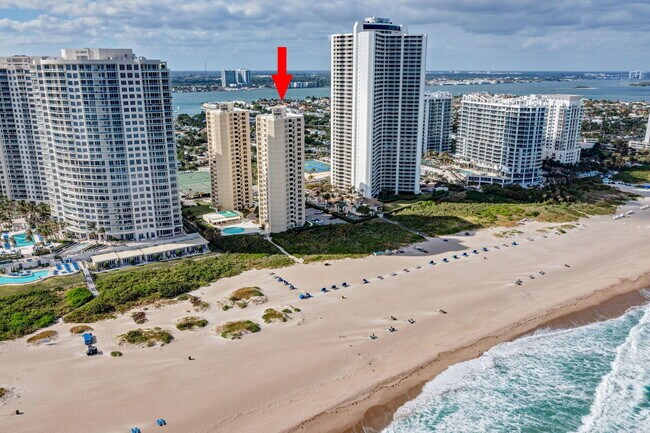 Building Photo - 2800 N Ocean Dr