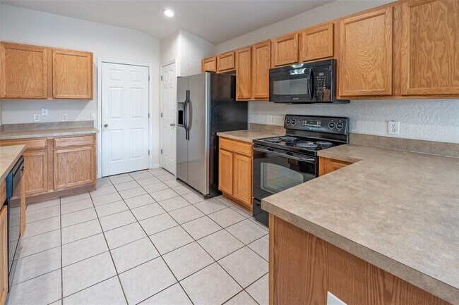 Building Photo - 5700 SW 45th St