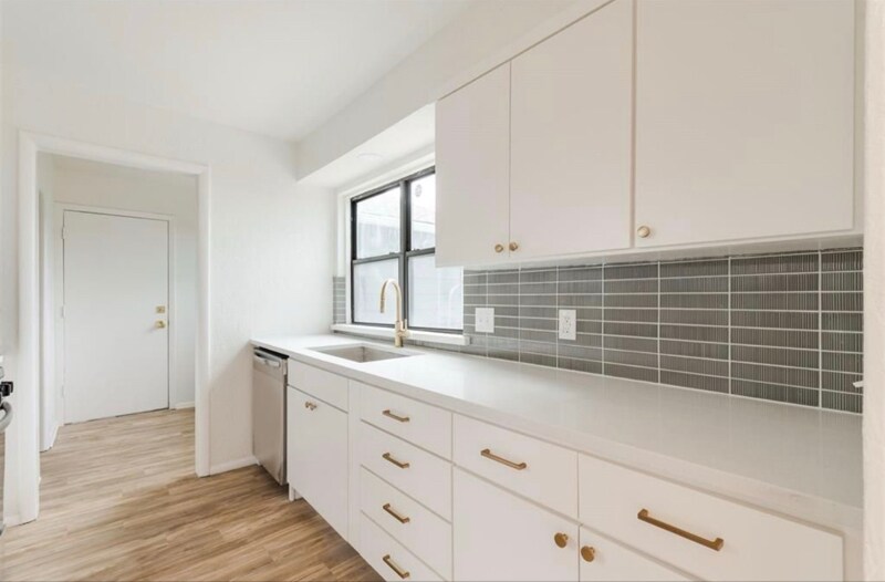 Building Photo - 2827 Indian Creek Blvd