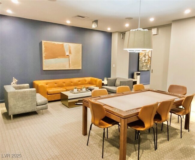 Building Photo - 4575 Dean Martin Dr