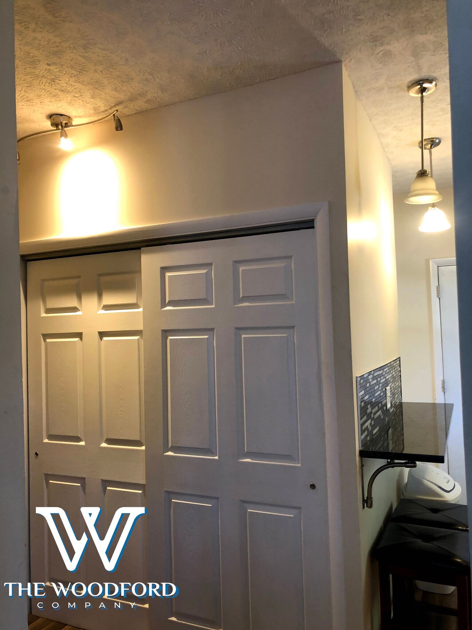 Building Photo - 1641 Summit Street