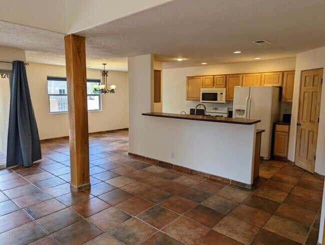 Building Photo - 3500 Yippee Calle Ct NW