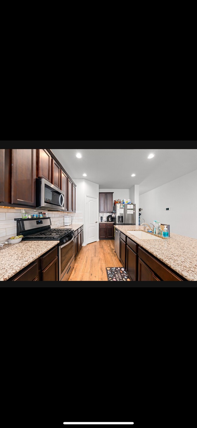 Building Photo - 13342 Pecan Trails Dr