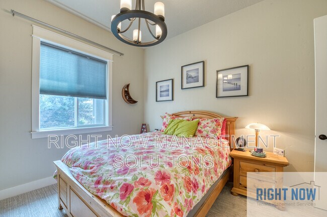 Building Photo - 4113 W Gray Fox St