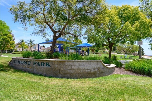 Building Photo - 4640 E Somerton Ave