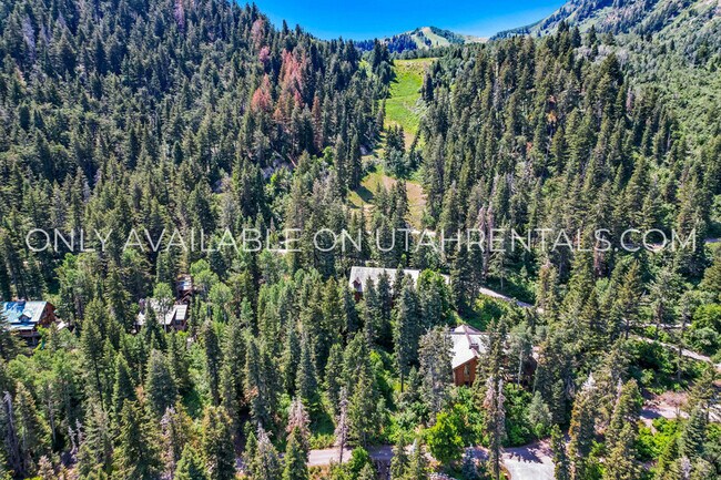 Building Photo - 2718 Stewart Rd