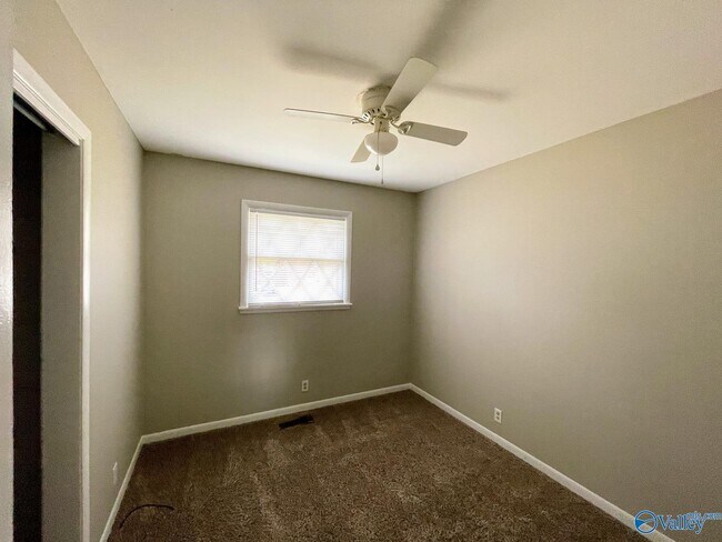 Building Photo - 4305 Barry St NW