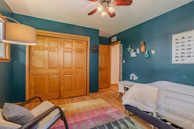 Building Photo - 715 Lamon Ave