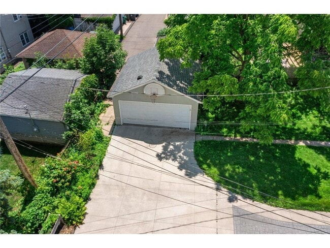 Building Photo - 4437 Vincent Ave S