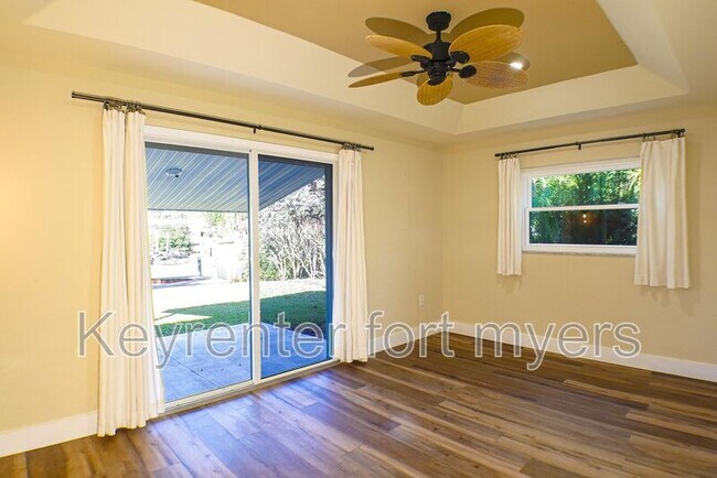 Building Photo - 2221 Cape Way