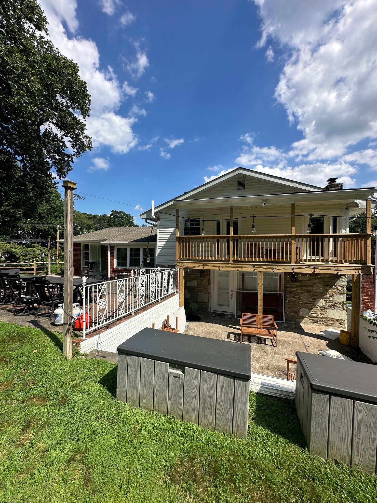 Building Photo - 536 Cardinal Dr
