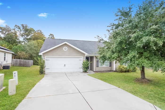 Primary Photo - 815 Westlawn Dr