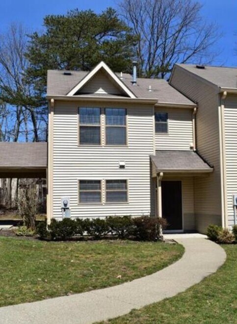Building Photo - 106 Whispering Oaks Way