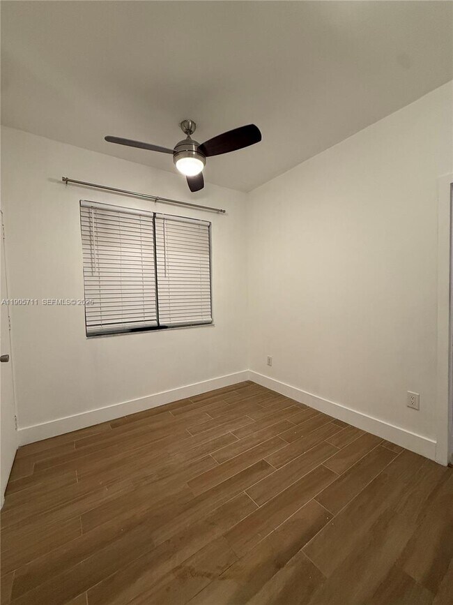 Building Photo - 349 Meridian Ave