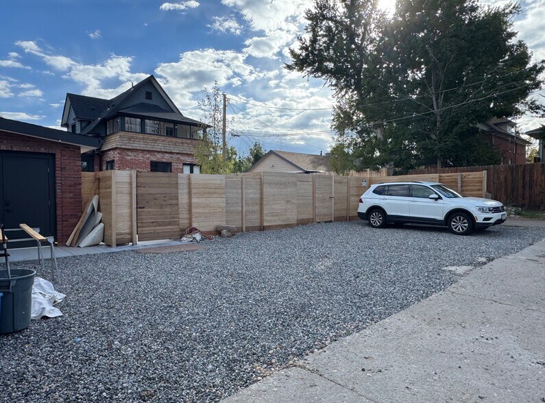 rear parking - 5 places - 2635 W 33rd Ave