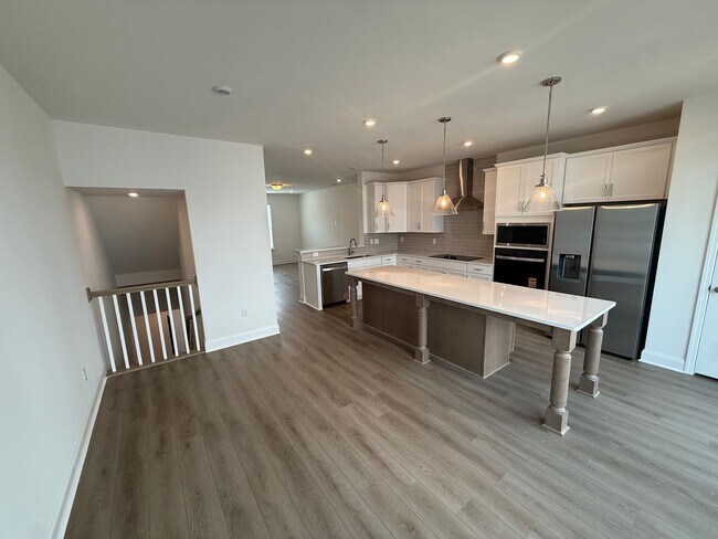 Building Photo - Brand New Townhome in the heart of Ballant...