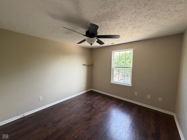 Building Photo - 2424 Boyer Ln