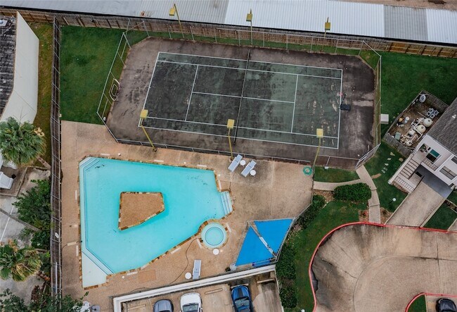 Building Photo - 3663 E NASA Pkwy