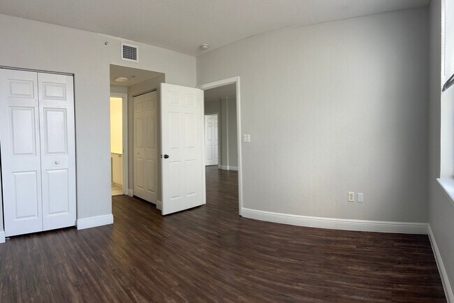 Building Photo - Enjoy up to 2-Months Free + $75 App Credit + Waived Utility Connection Fee