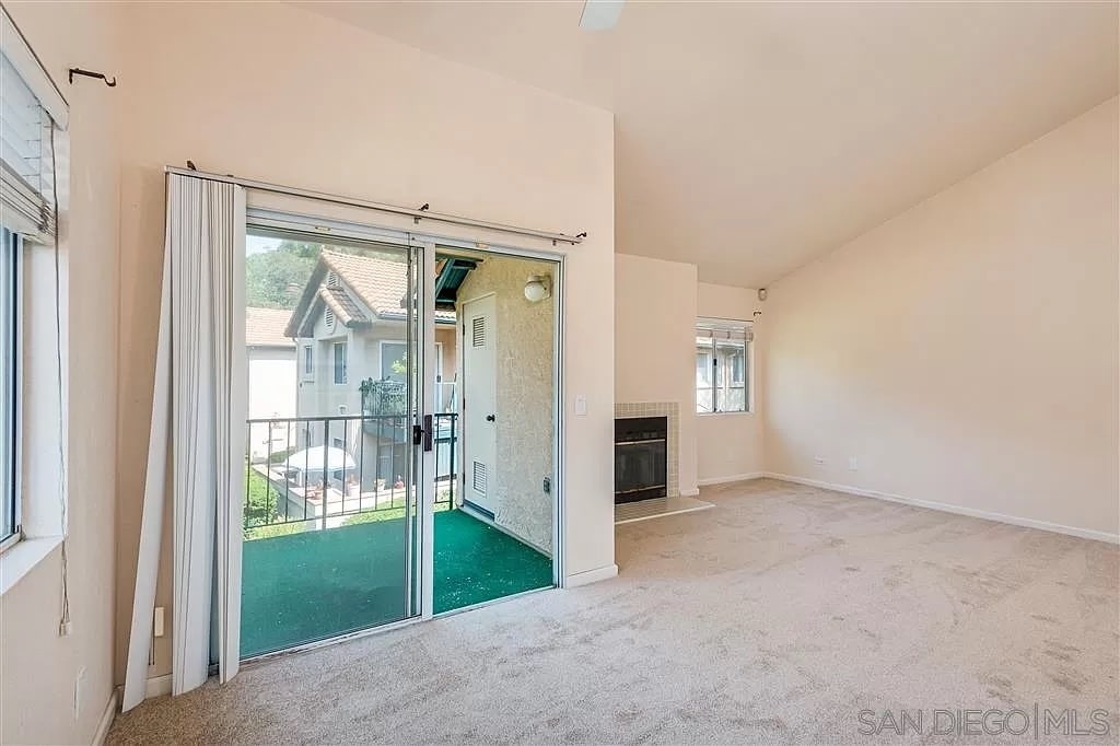 Building Photo - 11267 Avenida de los Lobos