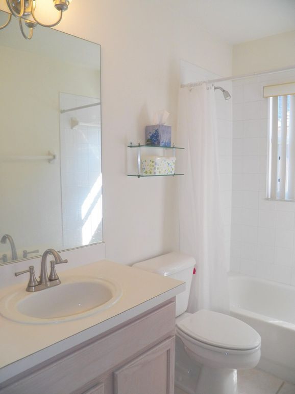 Building Photo - 5817 Laguna Woods CT