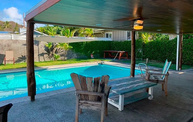 Building Photo - 410 Kaha St