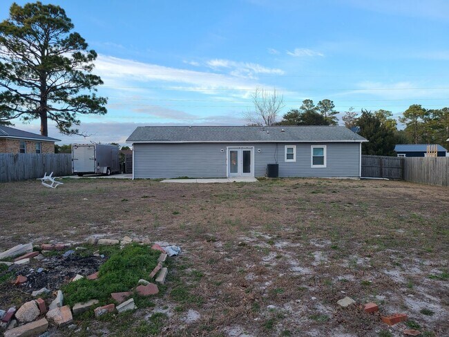 Building Photo - 2082 NC-172