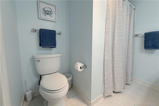 Building Photo - 1950 SW Palm City Rd