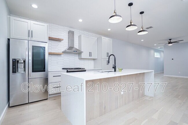 Building Photo - 2109 Schley Ave